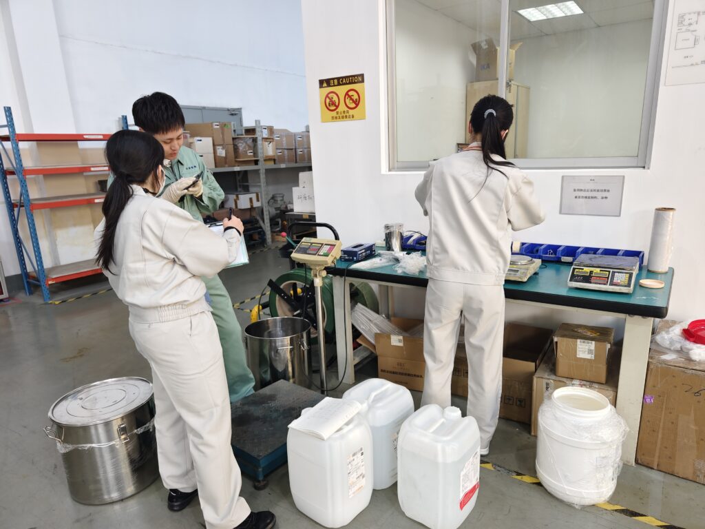 医薬品製造試験 専門同行通訳